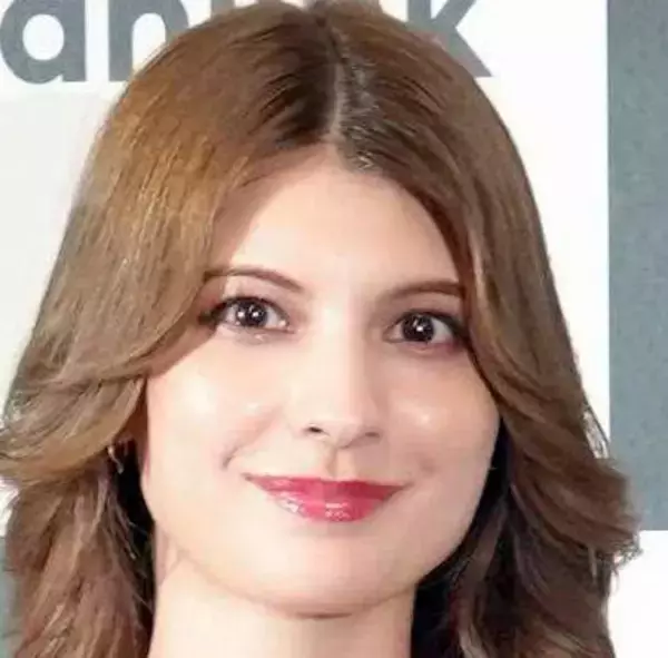 ３３歳・マギー、スタイル抜群のスタイリッシュな姿が「カッコよすぎる」「すごく素敵」