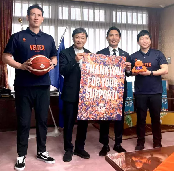 【Ｂ２ベルテックス静岡】静岡市役所でシーズン終了報告…プレミア入りへ松永社長は来季目標を「本拠３０試合で１０万人集客」