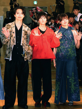 板垣李光人、高校試写会でサプライズ登場　体育館がゆれるほどの生徒の熱狂に「叫んでないのに、喉がカラカラ」