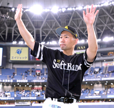 【ソフトバンク】中村晃が今季限りで現役引退　常勝ホークス一筋１９年の安打製造機 　一塁手としても４年連続ゴールデン・グラブ賞
