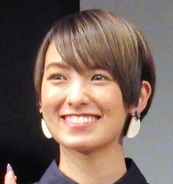 南明奈、大胆イメチェンを披露！メッシュの青髪に「いいね」「可愛いです！！！」と称賛の声
