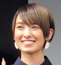 南明奈、大胆イメチェンを披露！メッシュの青髪に「いいね」「可愛いです！！！」と称賛の声