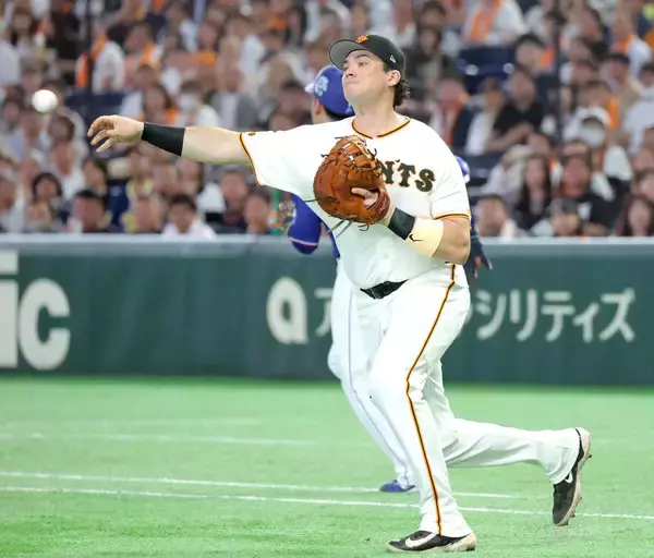 【巨人】無失点勝利を呼んだダルベックのビッグプレー　相手の中途半端な走塁を見逃さず好送球　橋上監督代行「あれで救われた」