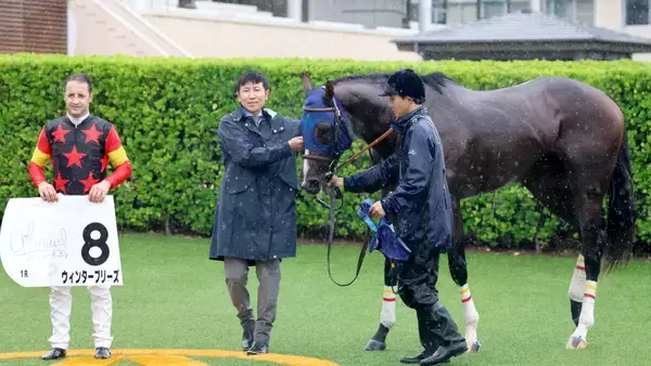 ２歳未勝利のスーパーレコードにルメール騎手も思わず興奮「すごい」　ウィンターブリーズがダート初戦で圧勝