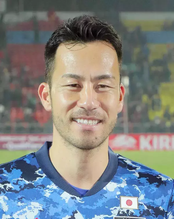 吉田麻也「内田が繋いでくれたご縁」で豪華３ショットを披露！…笑福亭鶴瓶の誕生日