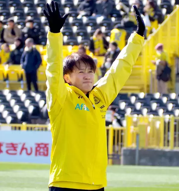 ちばぎん杯　前哨戦のレジェンドマッチは柏が勝利…両チームのＯＢ勢ぞろいに伝説の珍プレーの再現も