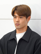 佐野海舟が帰国…Ｗ杯初選出に「うれしさよりも…」高まるフル稼働の期待「毎試合、全力でやる準備はできている」