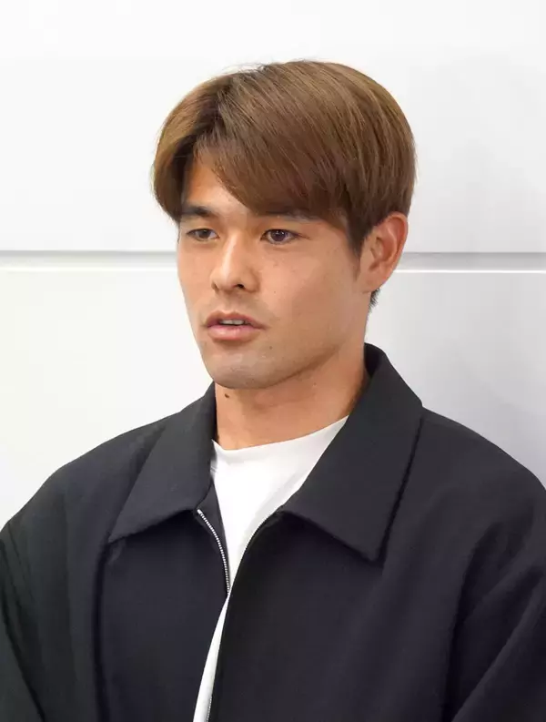 佐野海舟が帰国…Ｗ杯初選出に「うれしさよりも…」高まるフル稼働の期待「毎試合、全力でやる準備はできている」