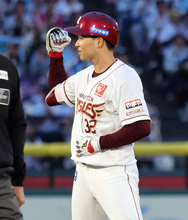 【楽天】 ２連勝へ先制に成功　好投の前田健太を援護　中島大輔の適時打＆辰己涼介の犠飛