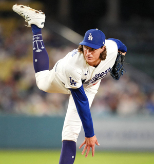 ドジャース・グラスノーは今季初の２ケタ奪三振　６回２失点で今季２勝目の権利を持って降板、超有望株デパウラが勝ち越し適時打…李政厚にはソロ被弾も好投