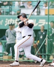 【巨人】ダルベックが“来日初安打”　新助っ人対決を制す…ライブBP