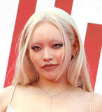 「ちゃんみなの顔面にフォロワー衝撃「コワッ！」「なんで」「パワーアップし過ぎ」「レスラー？」」の画像1