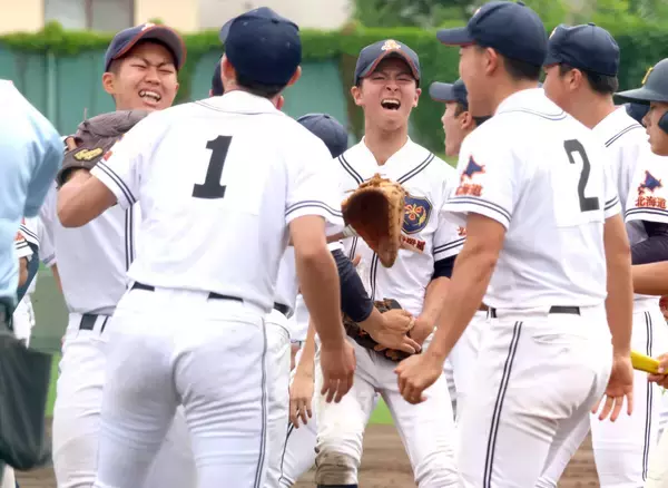 【高校野球】廃部から復活６年目の北海道文教大付が大金星　センバツ出場の北照破り初の８強　中村亮太監督「驚きです」