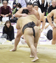 元大関・朝乃山、地元・富山の巡業で三役復帰へ決意「これを力に来場所も頑張りたい」