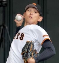 【巨人】先発挑戦の泉圭輔がブルペンで８１球「いっぱい投げていきたい」と先発仕様へ