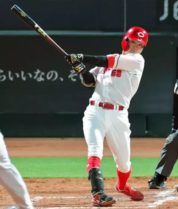 【広島】５回に大盛穂が今季１号２ラン「２アウトから（森下）暢仁が出てくれたので暢仁をかえそう」　４回はファビアンが２ラン　３安打で４得点