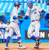 「【大学野球】立正大・高田庵冬がバックスクリーン右に飛び込む特大弾　１年春で３本以上は６人目」の画像1