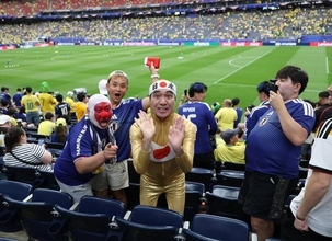 Ｗ杯会場は“完全アウェー”も日本には江頭２：５０！ブラジルのレジェンド集結も「こっちは江頭２：５０だぞ？」日本ファン大盛り上がり