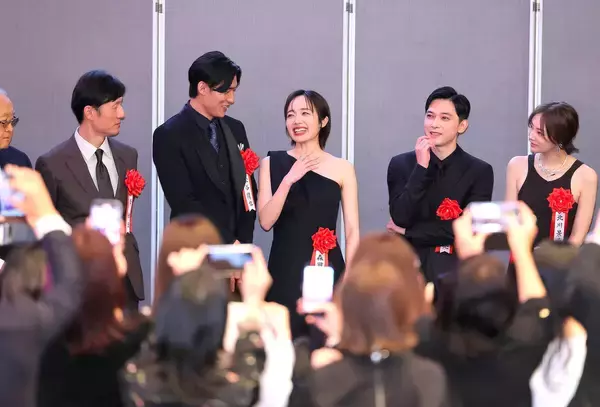 「心打つシーン多い」“生みの親”に伝えたい　節目第５０回の成功…報知映画賞表彰式