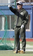 【ハヤテ】巨人から派遣の古城茂幸新コーチ「面白そうな選手が何人もいた」合同自主トレ初日から熱血指導
