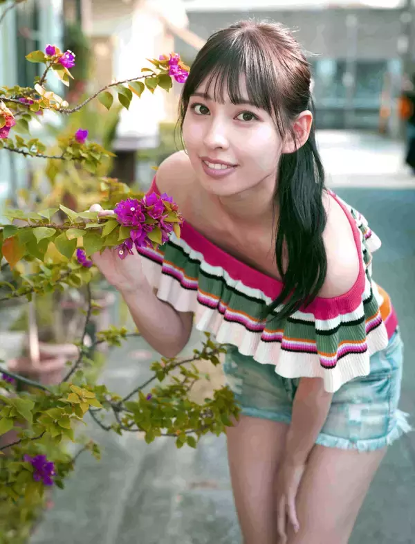 「マジカル・パンチライン」の沖口優奈　グループ卒業の４月に集大成となる初写真集を発売