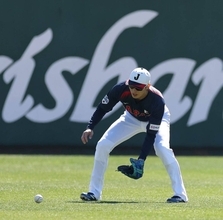 外野陣は「データ」＋「歩数」のメジャー流ポジショニング！周東も「分かりやすい」興味津々