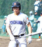 「【高校野球】横浜・小野主将が今季“初打席”で２ラン「すごく良かった」４安打６打点でセンバツへ好発進」の画像1
