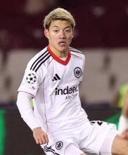 フランクフルト堂安律が体調不良で今季初のベンチ外　ヴォルフスブルク塩貝健人は途中出場も無得点