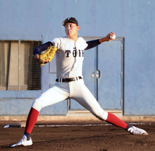 大阪桐蔭・川本晴大が自己最速タイ！１５２キロで履正社にコールド勝ち　センバツＶ左腕が宿敵相手に圧巻