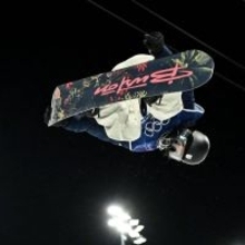 【五輪】平野歩夢が６人目で登場も１回目は転倒　骨盤骨折など大けがから復活、２大会連続金メダルを狙う　スノボＨＰ