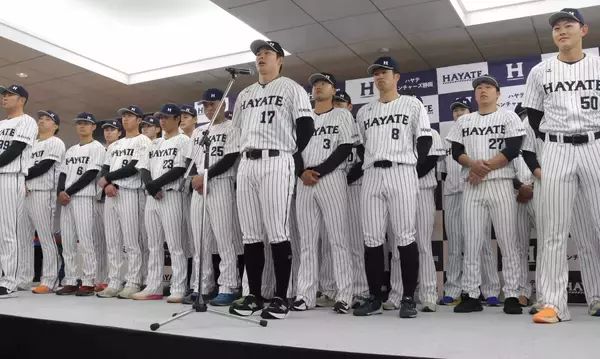 【ハヤテ】富士山の日に静岡駅で出陣式　ＮＰＢ復帰目指す前阪神・野口恭佑「勝利に貢献する」来月１４日開幕