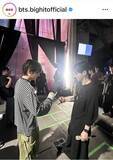 「「こういうのが見たかった！」ＢＴＳ、わちゃわちゃ「待ち時間の過ごし方」に反響「いやされるわ～」…現在ワールドツアー中」の画像1