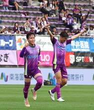 【Ｊ２藤枝】槙野智章監督が特別大会白星締めに手応え「はね返す精神力がついた」　１３戦ぶりゴールＭＦ岡沢昂星「Ｊ１に昇格しましょう！」