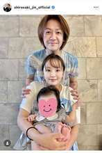 元“歌舞伎町ＮＯ１ホスト”城咲仁、第１子が「もう６か月」！「溺愛中」娘との家族ショットが「可愛くて幸せそう」