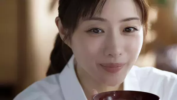 石原さとみが２２年ぶりに永谷園「あさげシリーズ」にＣＭ出演！「何かとても特別な縁を感じております」