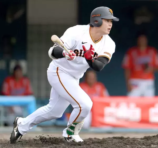 【巨人】荒巻悠が先制適時打…フェニックス・リーグ　