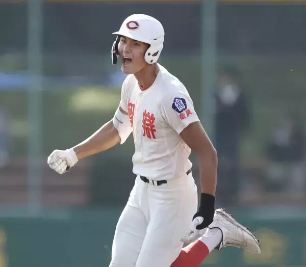 【高校野球】智弁学園・太田蓮が逆転３ラン　巨人４位指名・杉本真滉のアドバイスで覚醒　４強入りでセンバツ確実…近畿大会