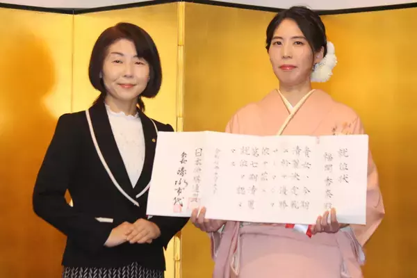 福間香奈清麗「深いことを考えず、身体で覚えた将棋を指そう」社長の言葉に影響受ける