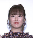 「ももクロ・佐々木彩夏、母との欧州旅行を公開「写真集？！」「ママお写真上手」「映えの宝庫」と話題」の画像1