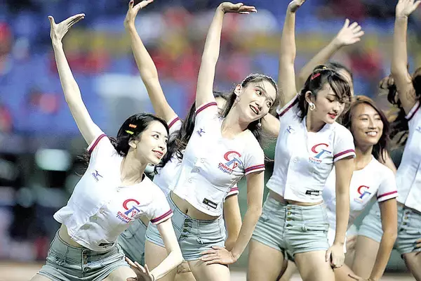 台湾チア、ＷＢＣに「選抜１２人が駆けつける」五十嵐亮太氏のひとことに「ＤａｙＤａｙ．」出演者が色めき立つ…２０２３年ＷＢＣでも話題