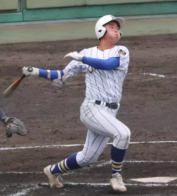 【高校野球】武庫荘総合の２年生・片山翔貴が東洋大姫路相手に“大谷ルール”で４回無失点　打っては本塁打含む３安打「攻めて攻めて攻めまくる」