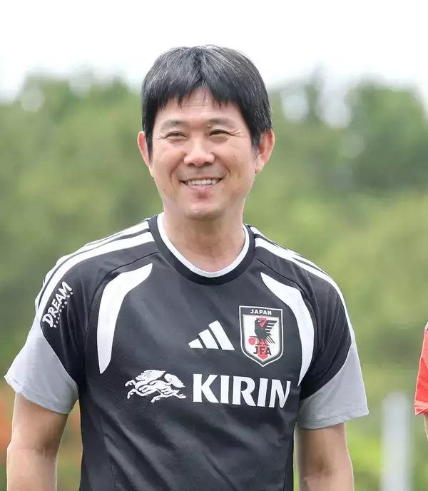 【Ｗ杯】日本代表２６人の背番号発表！堂安律が１０番、久保建英は８番　欠場三笘の「７」は田中碧が継承…最年少の後藤啓介は「９」【背番号一覧】