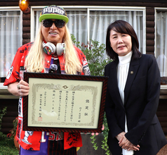 ＤＪ　ＫＯＯ　鎌ケ谷市スペシャルサポーターに認定「『鎌ケ谷フェス』を必ず立ち上げたい！」