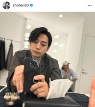 三浦翔平、鏡越しの自撮りショットに「ずーっと顔がいい」「惚れすぎます」とファン歓喜！