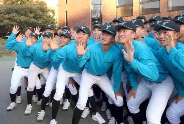 【センバツ】 山梨学院の二刀流・菰田陽生がまさかの“リタイア” インフルエンザで出場決定の瞬間に姿なし