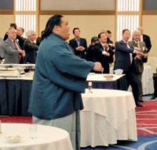 押忍！九州場所で新十両Ｖの藤凌駕が母校主催の昇進祝賀会　押忍三唱で気合入れ「拓大人として誇りに」