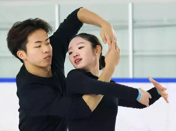 【五輪】「ゆなすみ」が初出場の五輪ＳＰへ最終調整　本番衣装でジャンプ好調