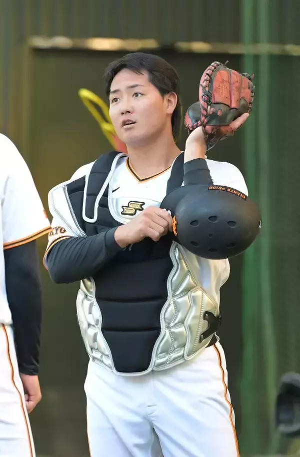 【巨人】郡拓也が「右手手背部の骨折」で離脱　２軍練習試合で死球受け交代