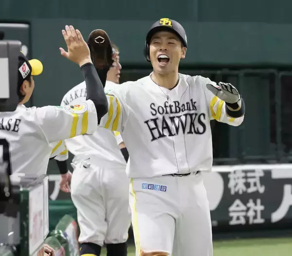 「【ソフトバンク】近藤健介が走者一掃の逆転二塁打「高い集中力で仕留めることができた」日本ハム・達孝太をひと振りで攻略」の画像