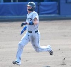 【巨人】小林誠司激走！平山功太の二塁打で一塁から一気生還…２軍戦